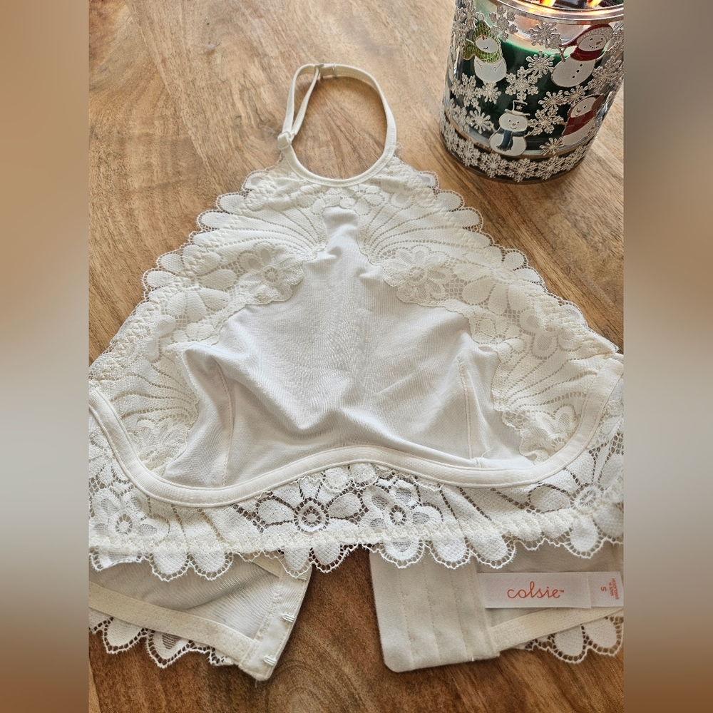 Colsie White Lace Bralette- Small